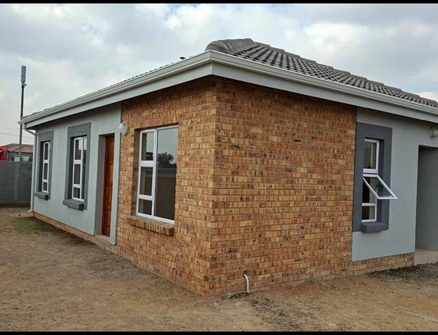 3 BEDROOM HOUSE FOR SALE IN BUHLE PARK